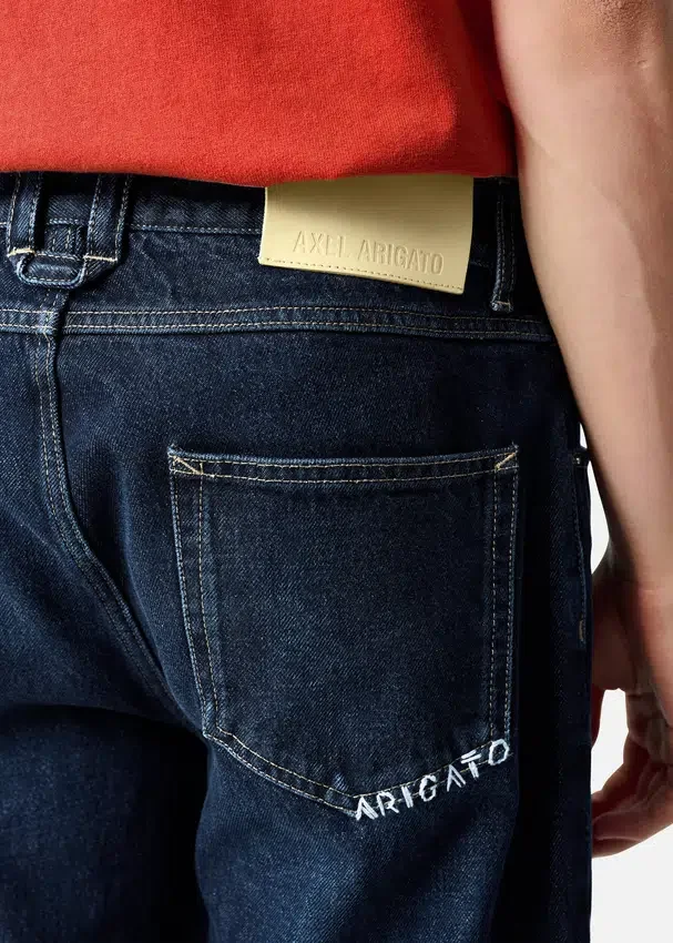 Jeans droits Archive Jeans droits Archive